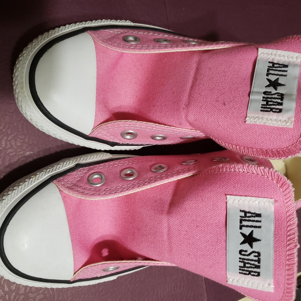 Women's shoes